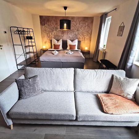 Bohnapartments Suedpark - Naehe Steigerwaldstadion - Gratis Parkplatz - Wlan - Vollausstattung Ерфурт Екстериор снимка