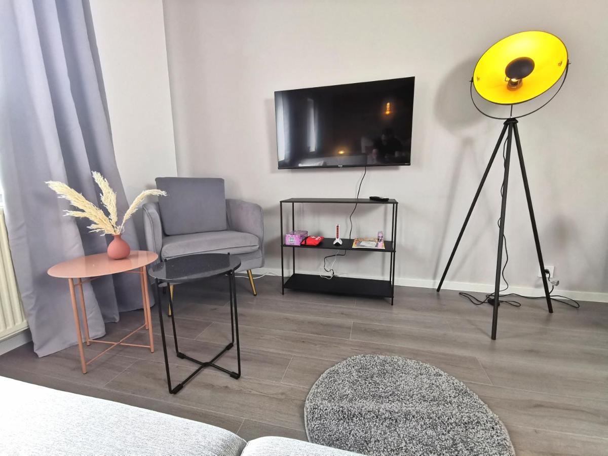 Bohnapartments Suedpark - Naehe Steigerwaldstadion - Gratis Parkplatz - Wlan - Vollausstattung Ерфурт Екстериор снимка